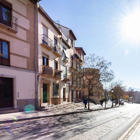 Atico Junto Al Albaicin Con Terraza Apartment Granada Exterior photo