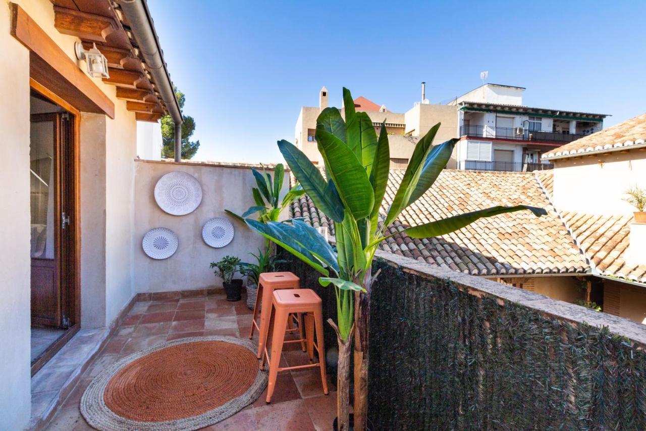 Atico Junto Al Albaicin Con Terraza Apartment Granada Exterior photo