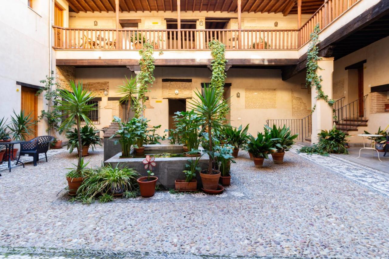 Atico Junto Al Albaicin Con Terraza Apartment Granada Exterior photo